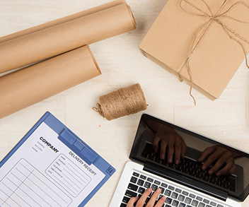 Про компанiю